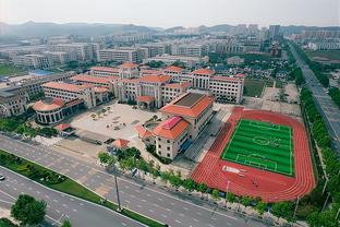 长沙天马德馨园小学足球队在韩国杯赛夺冠，战胜青州fck等队